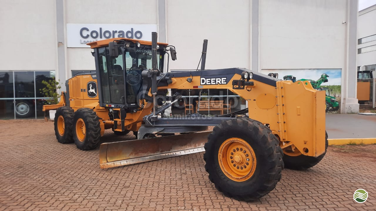 MOTONIVELADORA JOHN DEERE 620G Colorado Seminovos RIBEIRAO PRETO SÃO PAULO SP